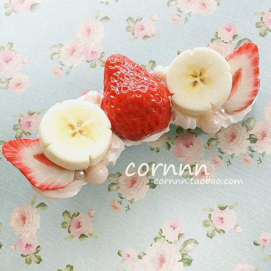 Strawberry Banana Side Clip